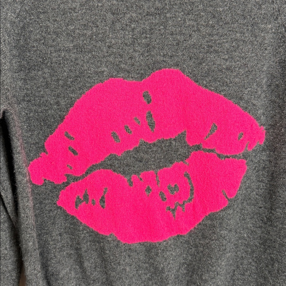 Brodie Cashmere Lips Sweater Gray and Hot Pink Size XS - Picture 4 of 9